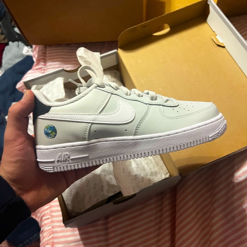 ‼️ SOLD ‼️Nike Air Force 1 LV8 Youth